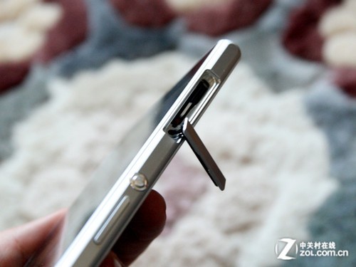 2070万像素G镜头 索尼Xperia Z1全面评测 