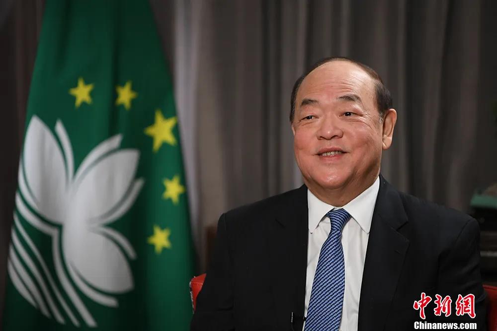 澳门特别行政区行政长官贺一诚接受a href='/'/p中新社/a“中国焦点面对面”专访。a href='/'中新社/a记者 崔楠 摄